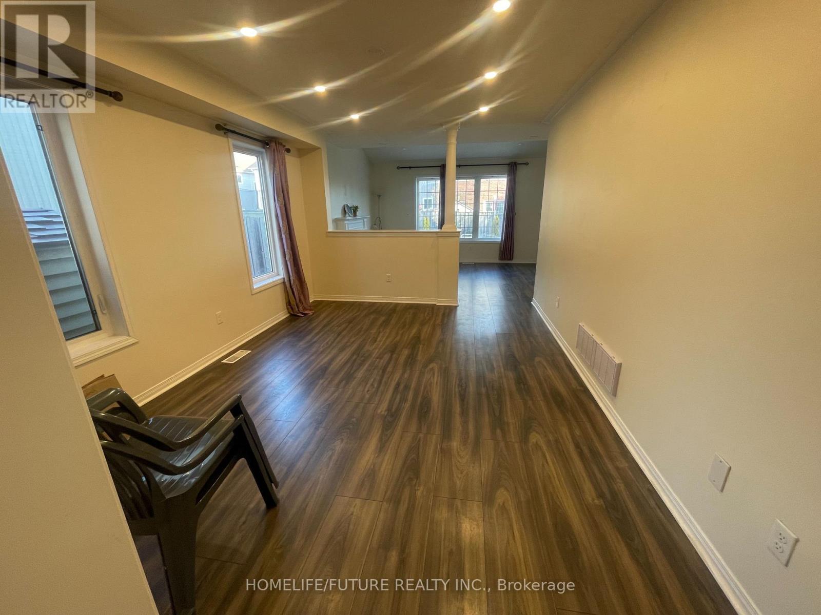 1359 Whitelaw Avenue, Oshawa, Ontario  L1K 0G6 - Photo 6 - E12936840