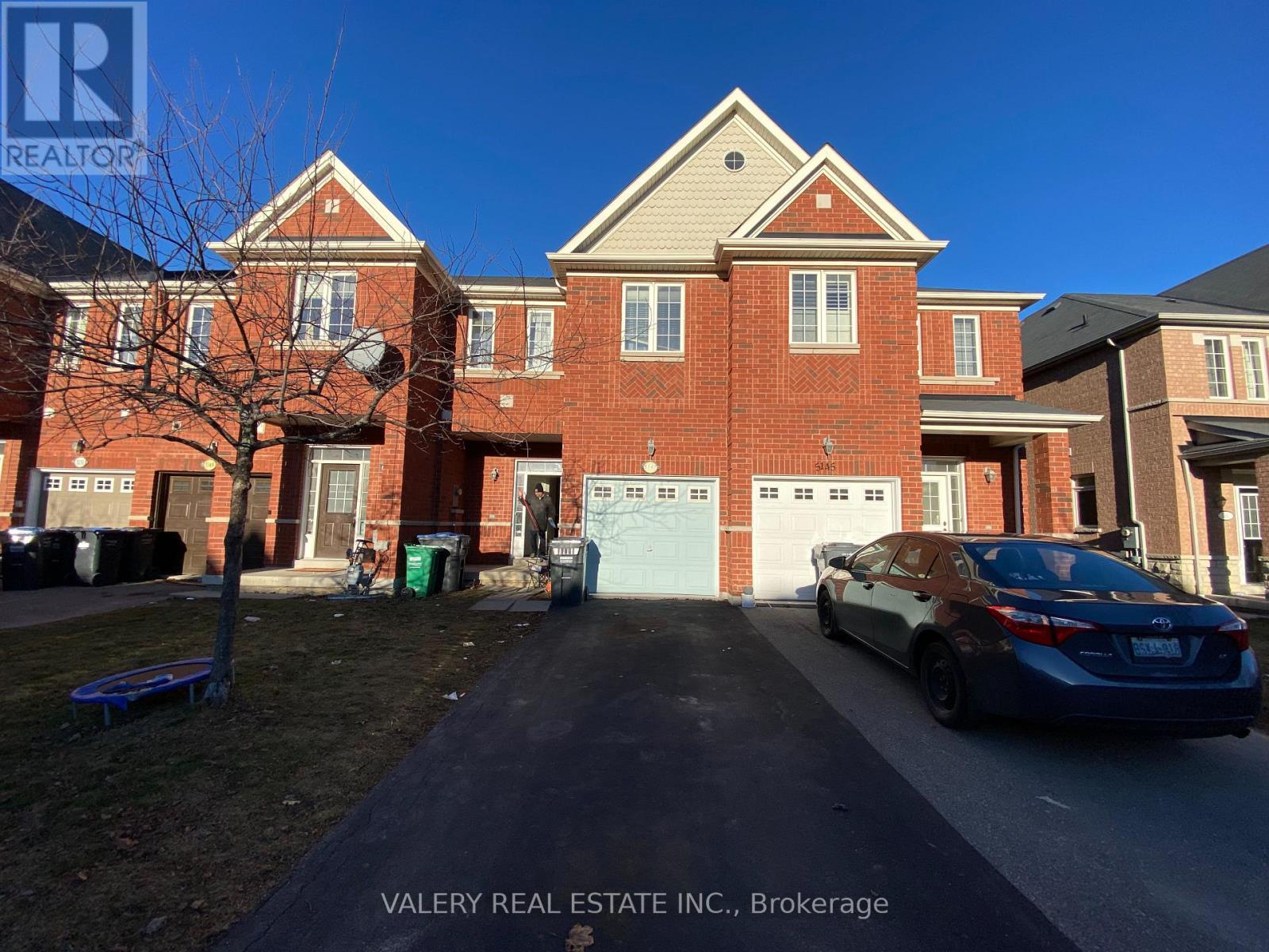 2 - 5147 ANGEL STONE DRIVE, Mississauga, Ontario