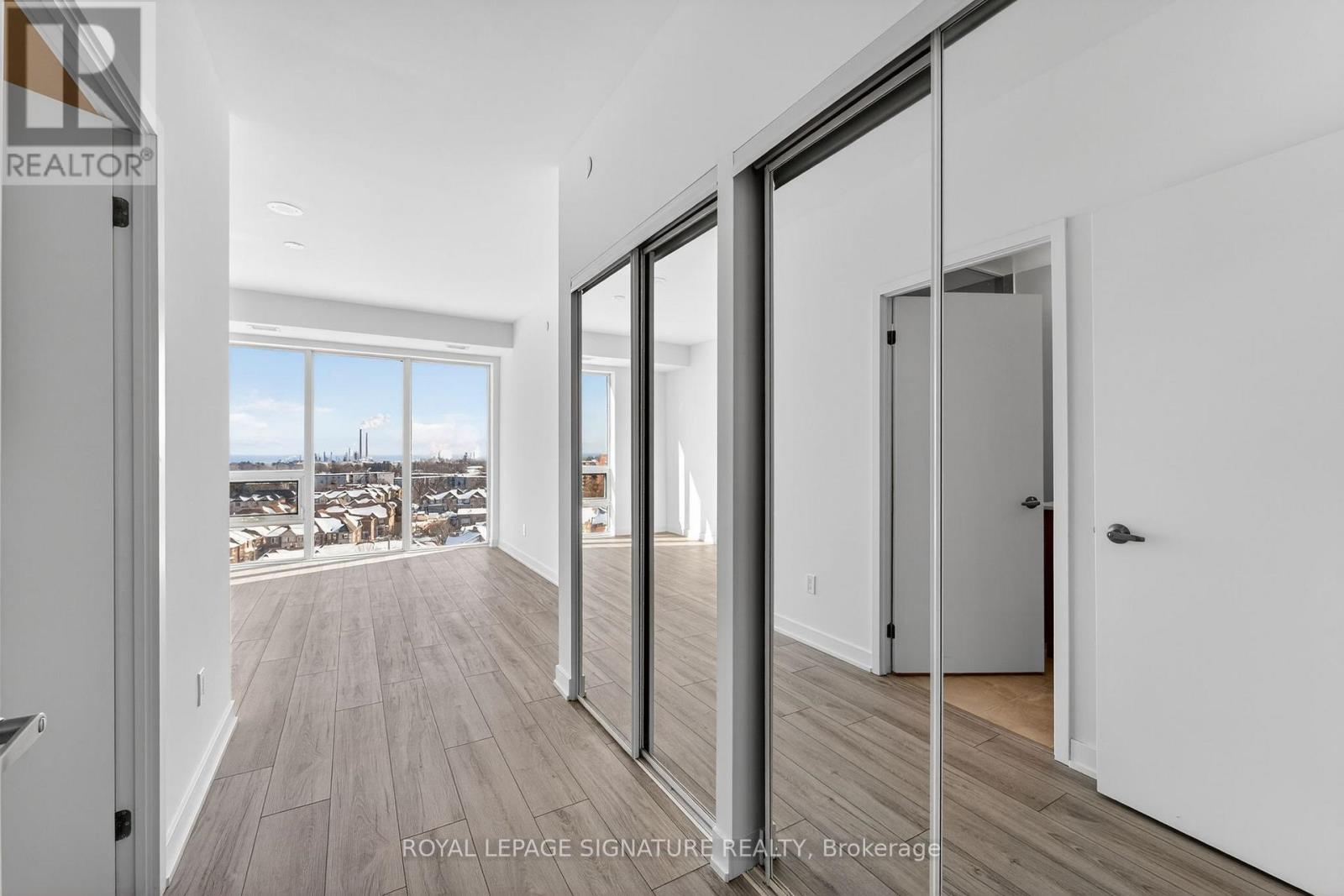 1008 - 1035 Southdown Road, Mississauga, Ontario  L5J 0A2 - Photo 12 - W12937262