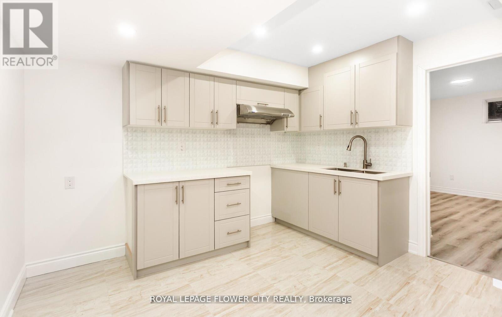 125 Lionhead Golf Club Road, Brampton, Ontario  L6Y 6C2 - Photo 28 - W12937284