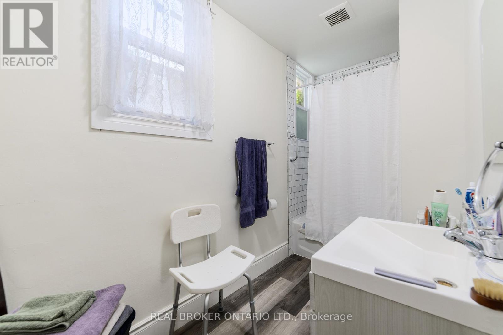 188-190 Caroline Street S, Hamilton, Ontario  L8P 3L2 - Photo 14 - X12937232