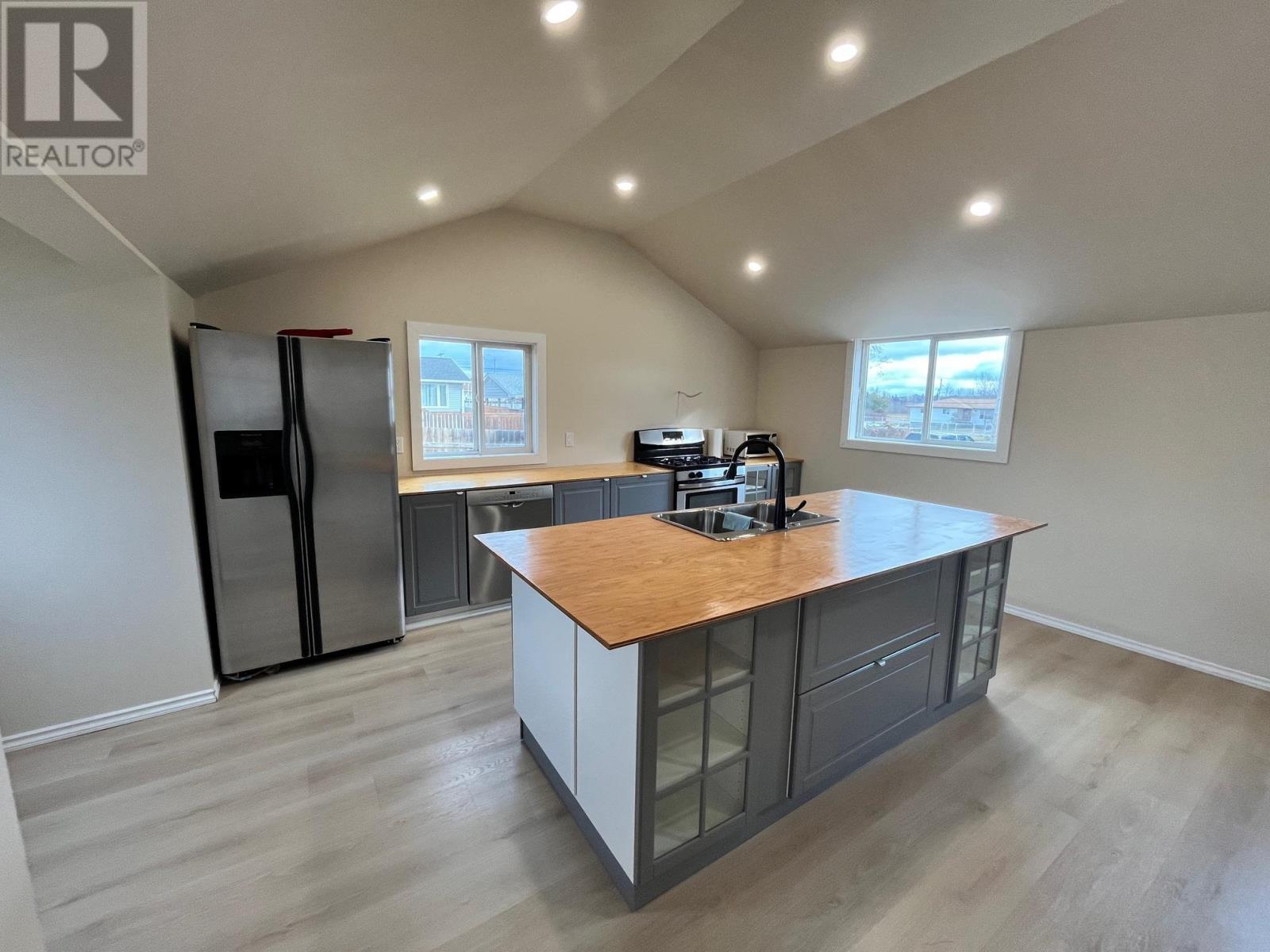 8 Elliot Street, Cochenour, Ontario  P0V 1L0 - Photo 5 - TB2600572