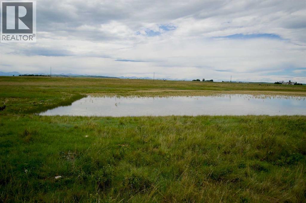 530 Ave W, Rural Foothills County, Alberta  T1S 1B4 - Photo 8 - A2269174