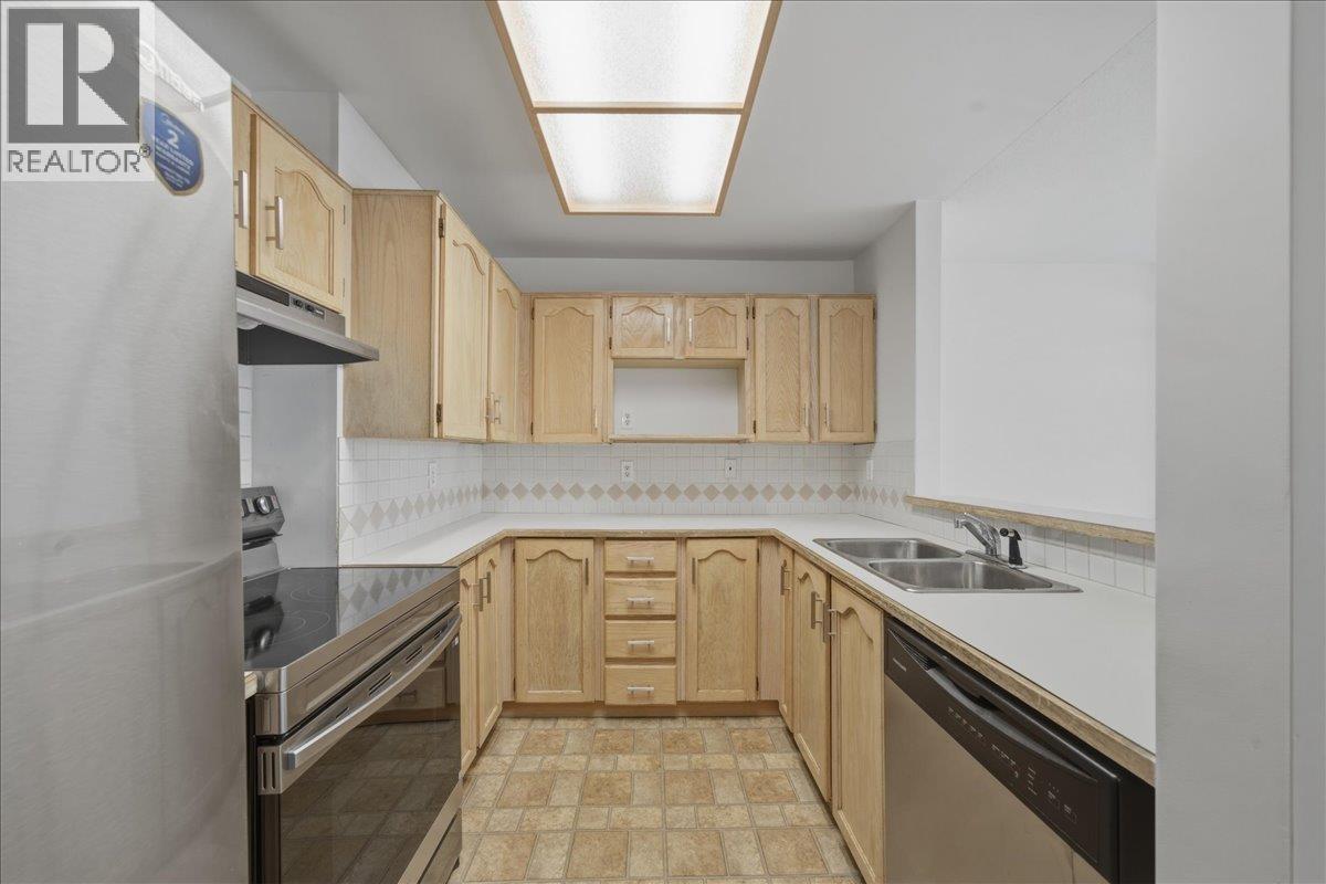 103 99 Begin Street, Coquitlam, British Columbia  V3K 6R5 - Photo 3 - R3093056