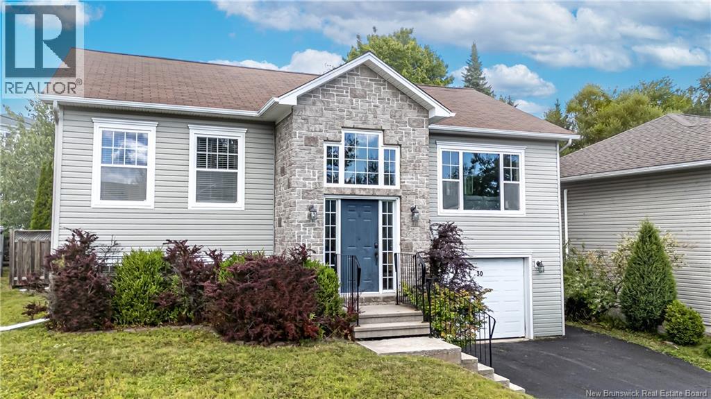 30 Brown Boulevard, Fredericton, New Brunswick  E3A 0E4 - Photo 1 - NB136020