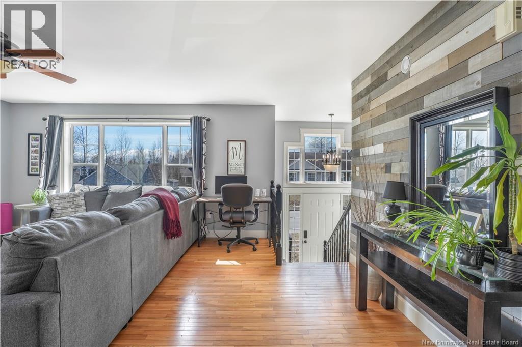 30 Brown Boulevard, Fredericton, New Brunswick  E3A 0E4 - Photo 5 - NB136020