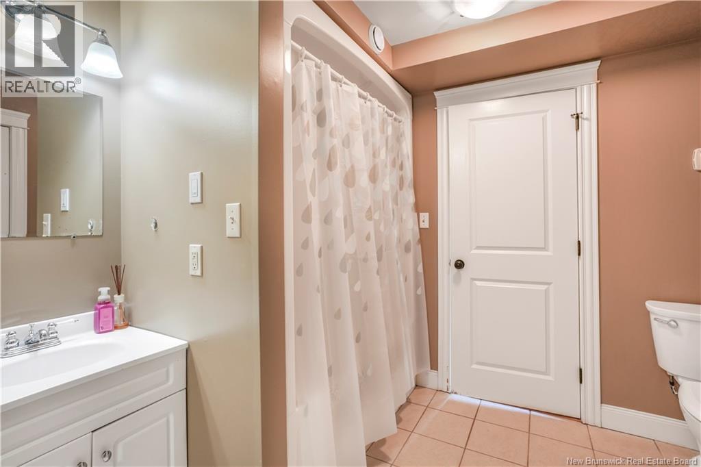 30 Brown Boulevard, Fredericton, New Brunswick  E3A 0E4 - Photo 34 - NB136020