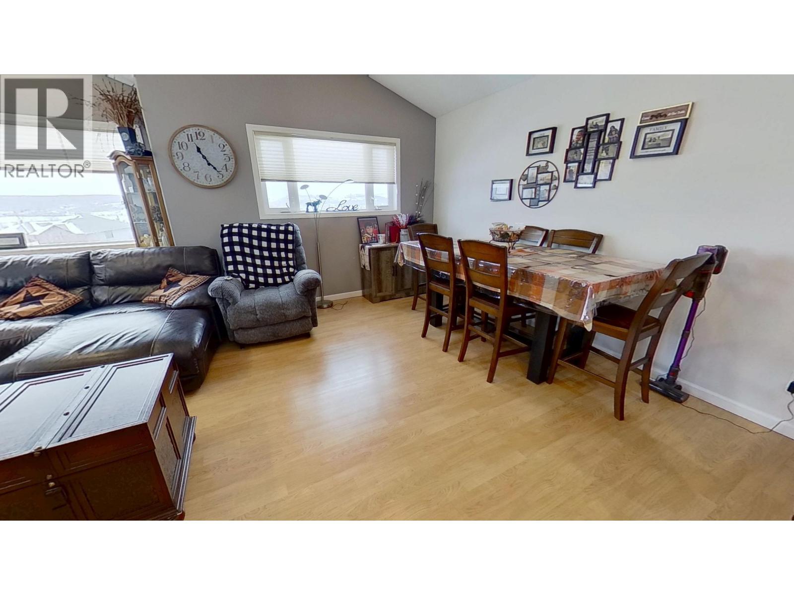12851 Bens Road, Charlie Lake, British Columbia  V0C 1H0 - Photo 6 - R3104971