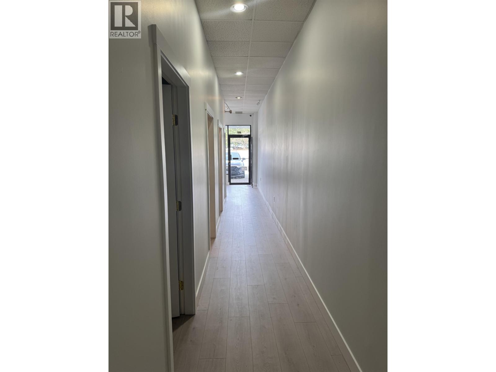 307 1194 Lansdowne Drive, Coquitlam, British Columbia  V3E 1J7 - Photo 5 - C8077444