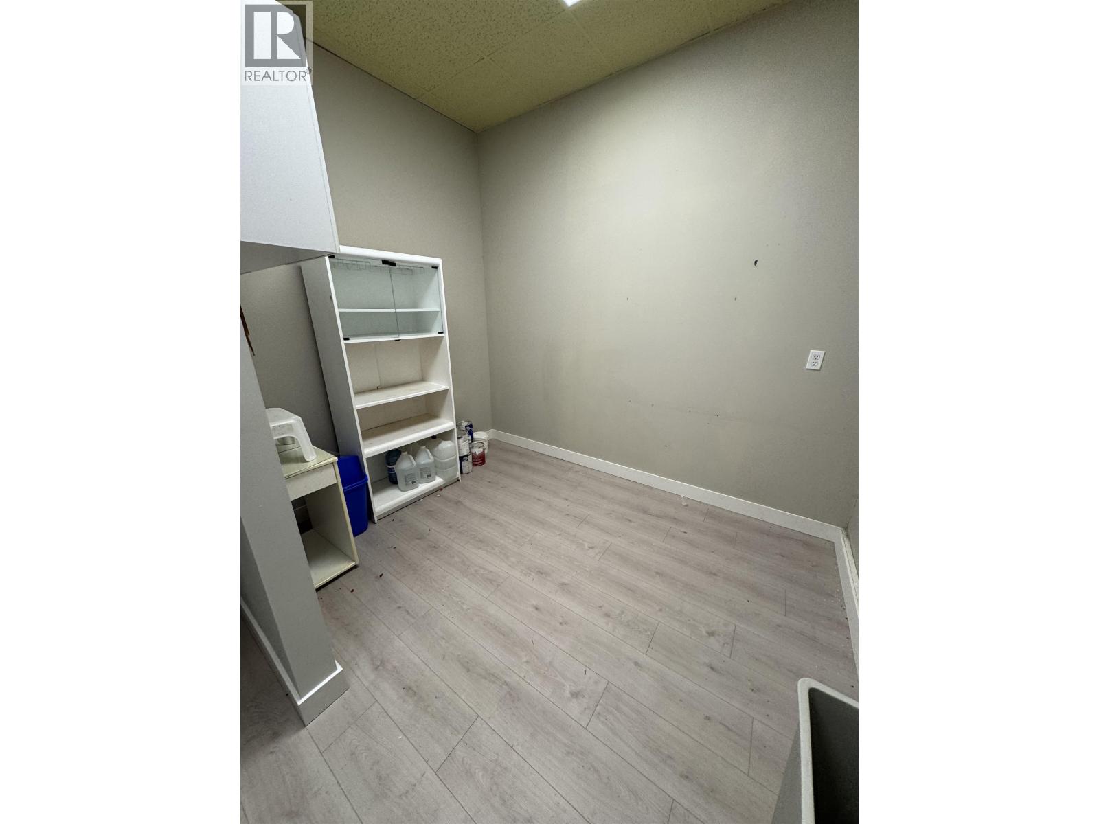 307 1194 Lansdowne Drive, Coquitlam, British Columbia  V3E 1J7 - Photo 8 - C8077444