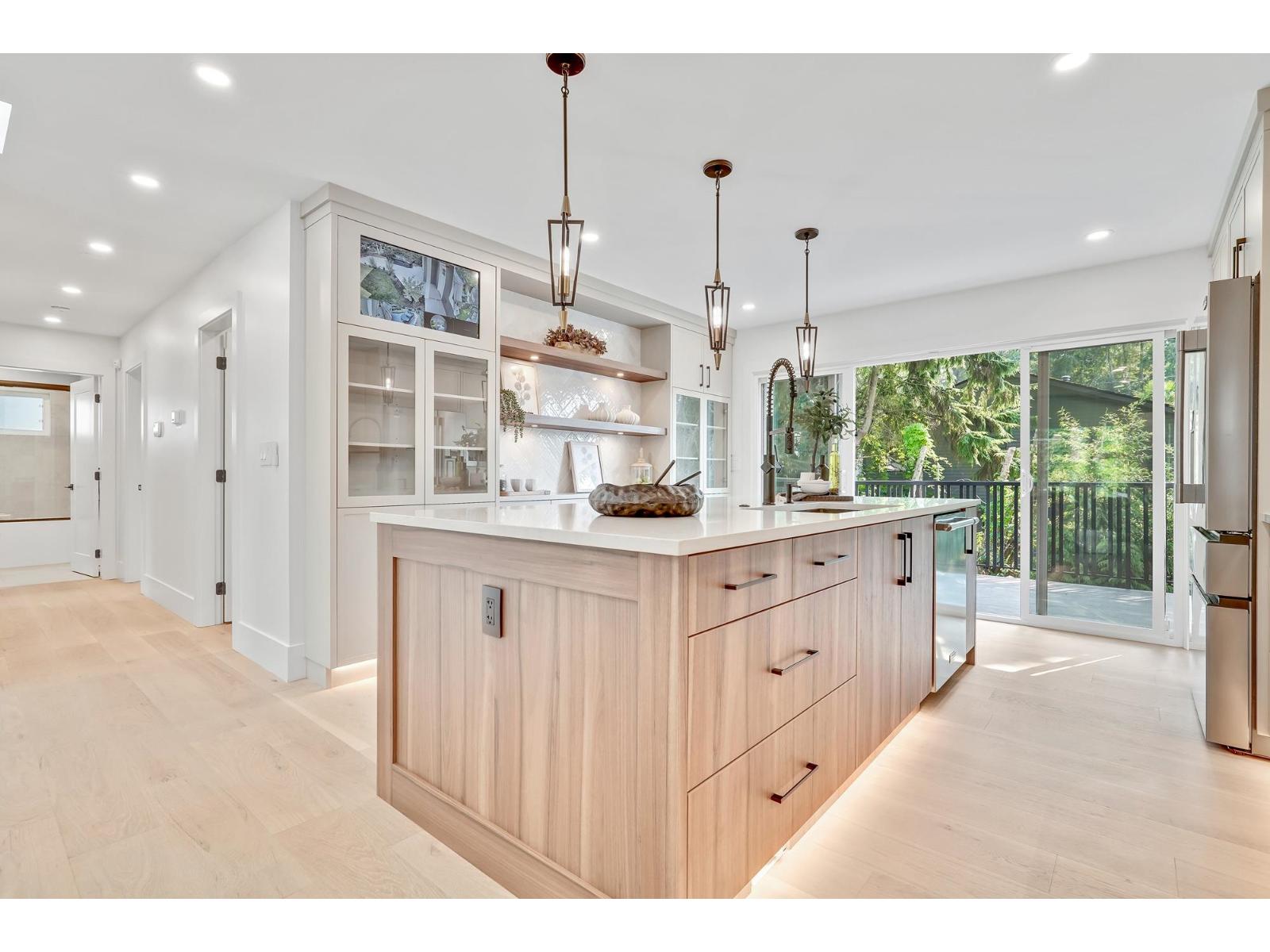 12660 14b Avenue, Surrey, British Columbia V4A 1J6 - Photo 10 - R3105057