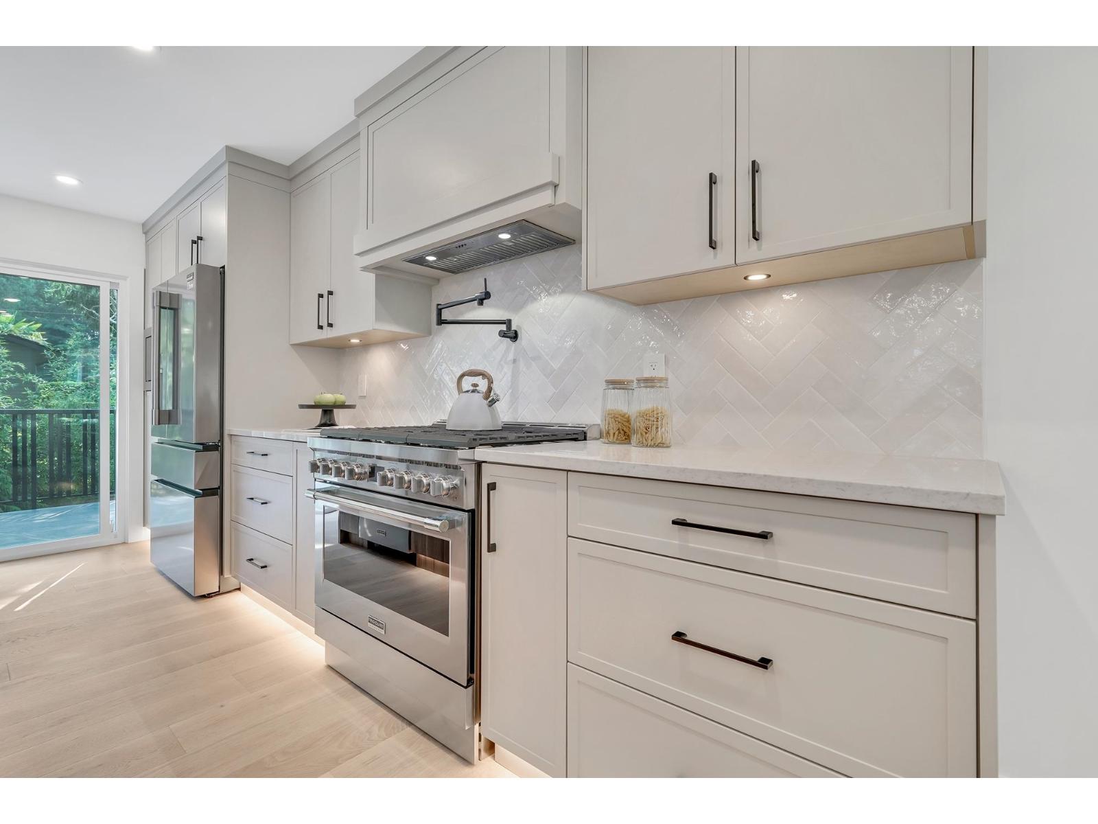 12660 14b Avenue, Surrey, British Columbia V4A 1J6 - Photo 11 - R3105057