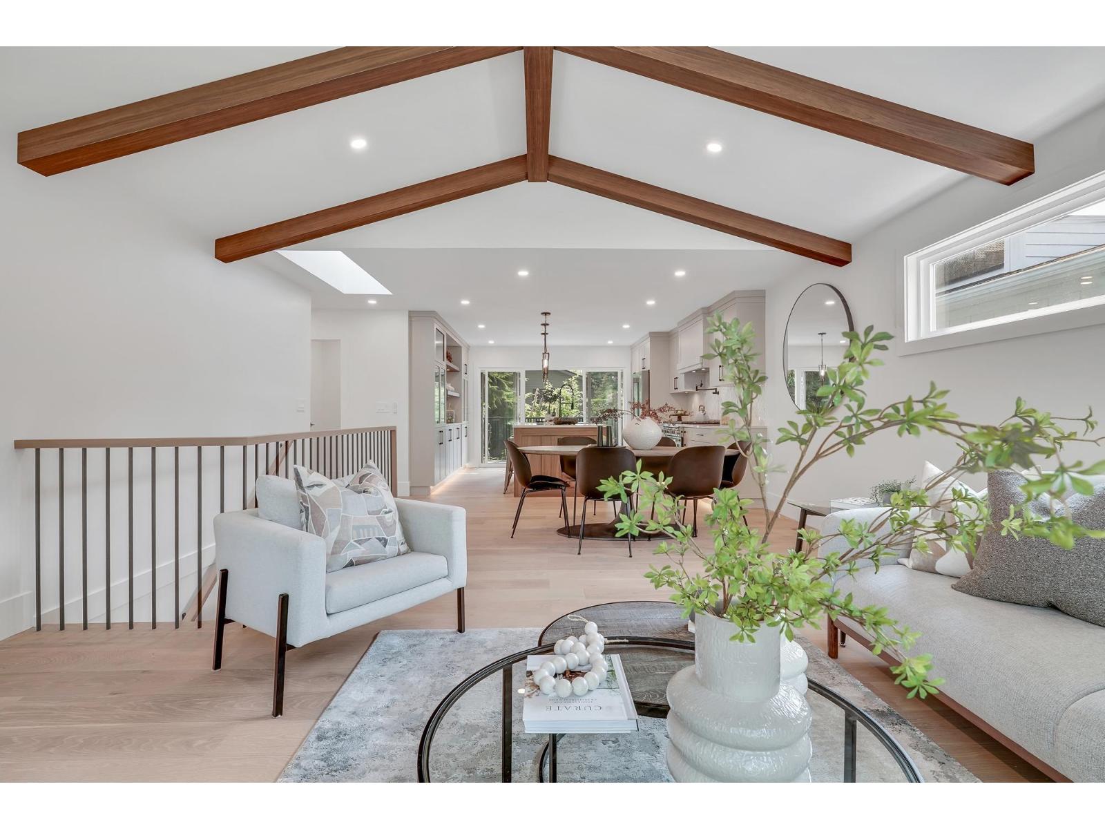 12660 14b Avenue, Surrey, British Columbia V4A 1J6 - Photo 3 - R3105057