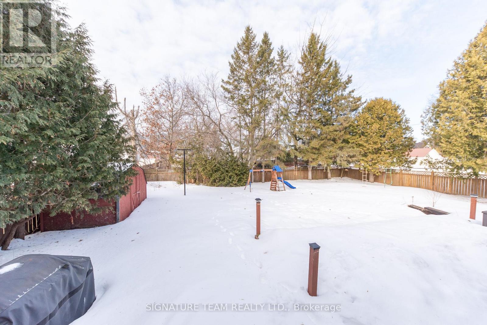 7 Mary Street, Petawawa, Ontario  K8H 1R6 - Photo 3 - X12937288