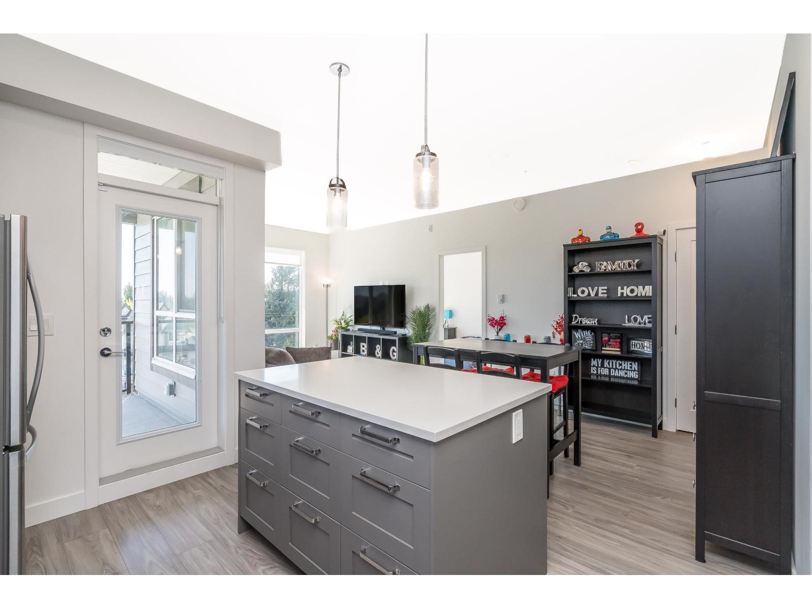 414 18811 72 Avenue, Surrey, British Columbia V4N 6W7 - Photo 12 - R3105056