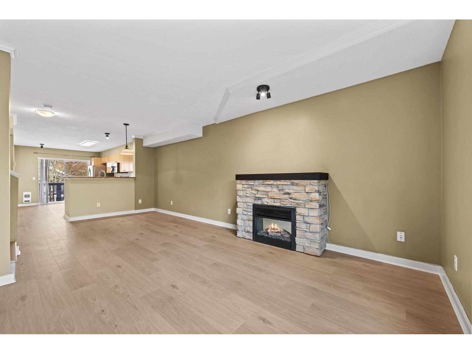 134 15236 36 Avenue, Surrey, British Columbia  V3Z 2B3 - Photo 2 - R3104734