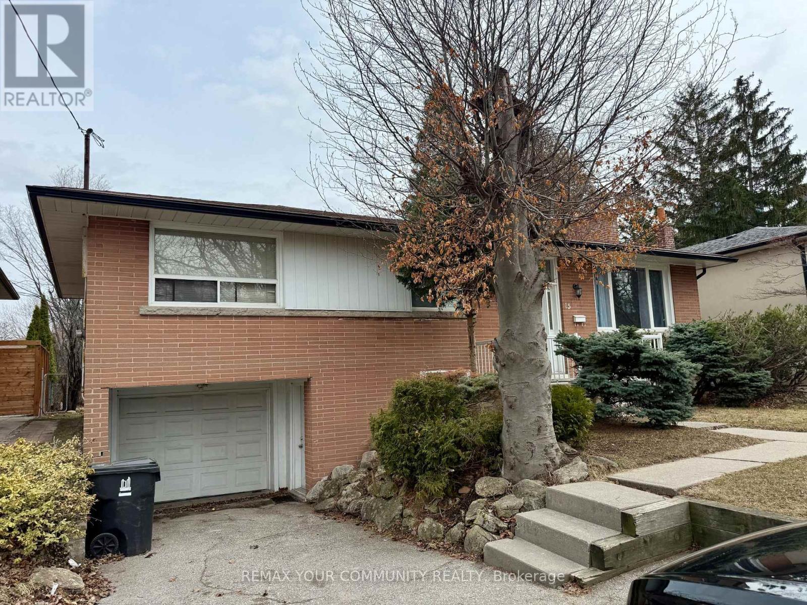 15 AMBROSE ROAD, Toronto, Ontario
