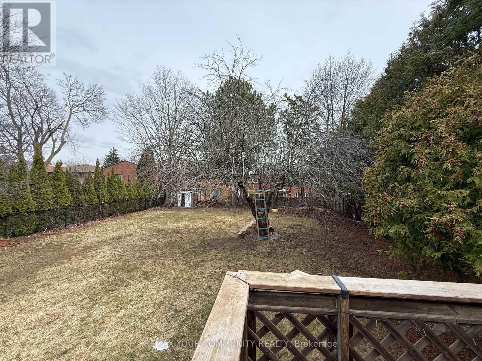 15 Ambrose Road, Toronto, Ontario  M2K 1S2 - Photo 14 - C12937316