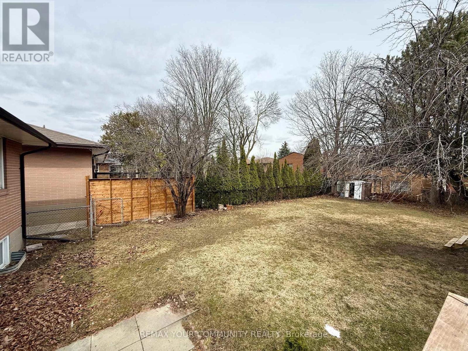 15 Ambrose Road, Toronto, Ontario  M2K 1S2 - Photo 15 - C12937316