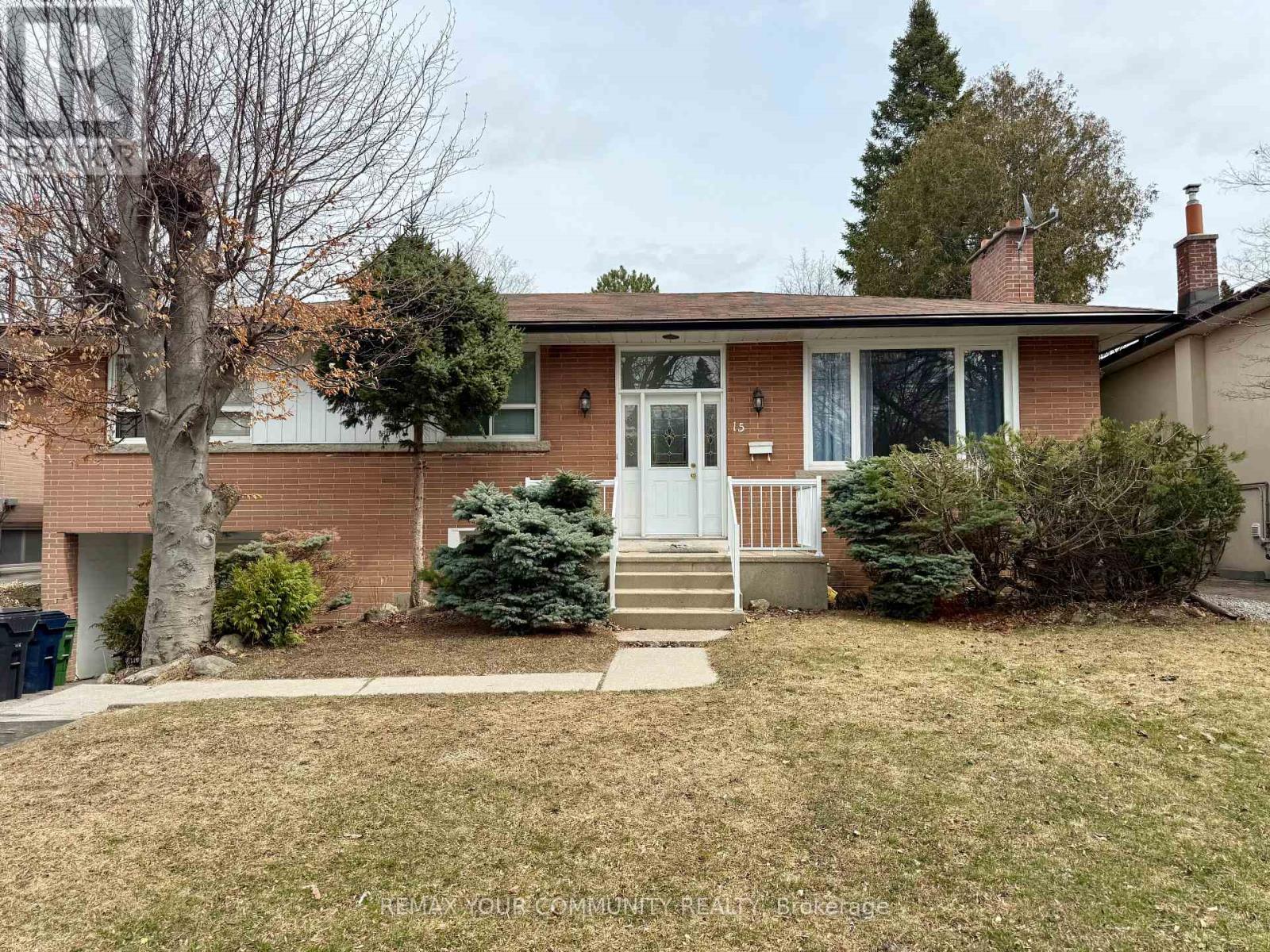 15 Ambrose Road, Toronto, Ontario  M2K 1S2 - Photo 3 - C12937316