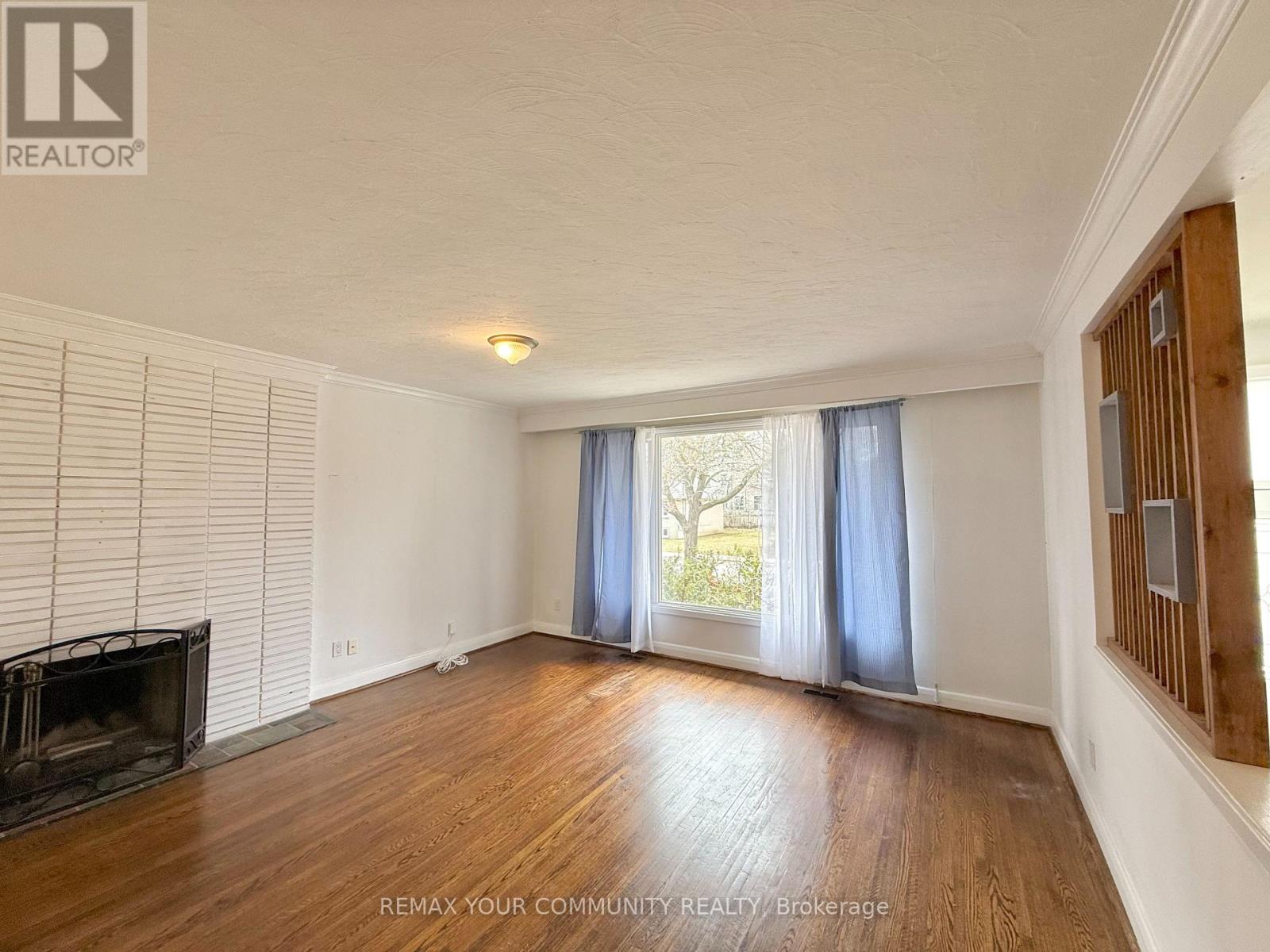 15 Ambrose Road, Toronto, Ontario  M2K 1S2 - Photo 7 - C12937316