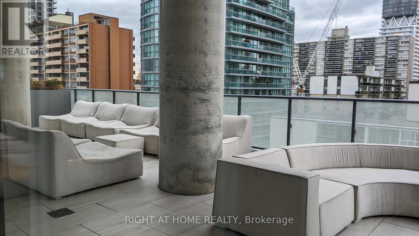 723 - 161 Roehampton Avenue, Toronto, Ontario  M4P 0C8 - Photo 13 - C12937368