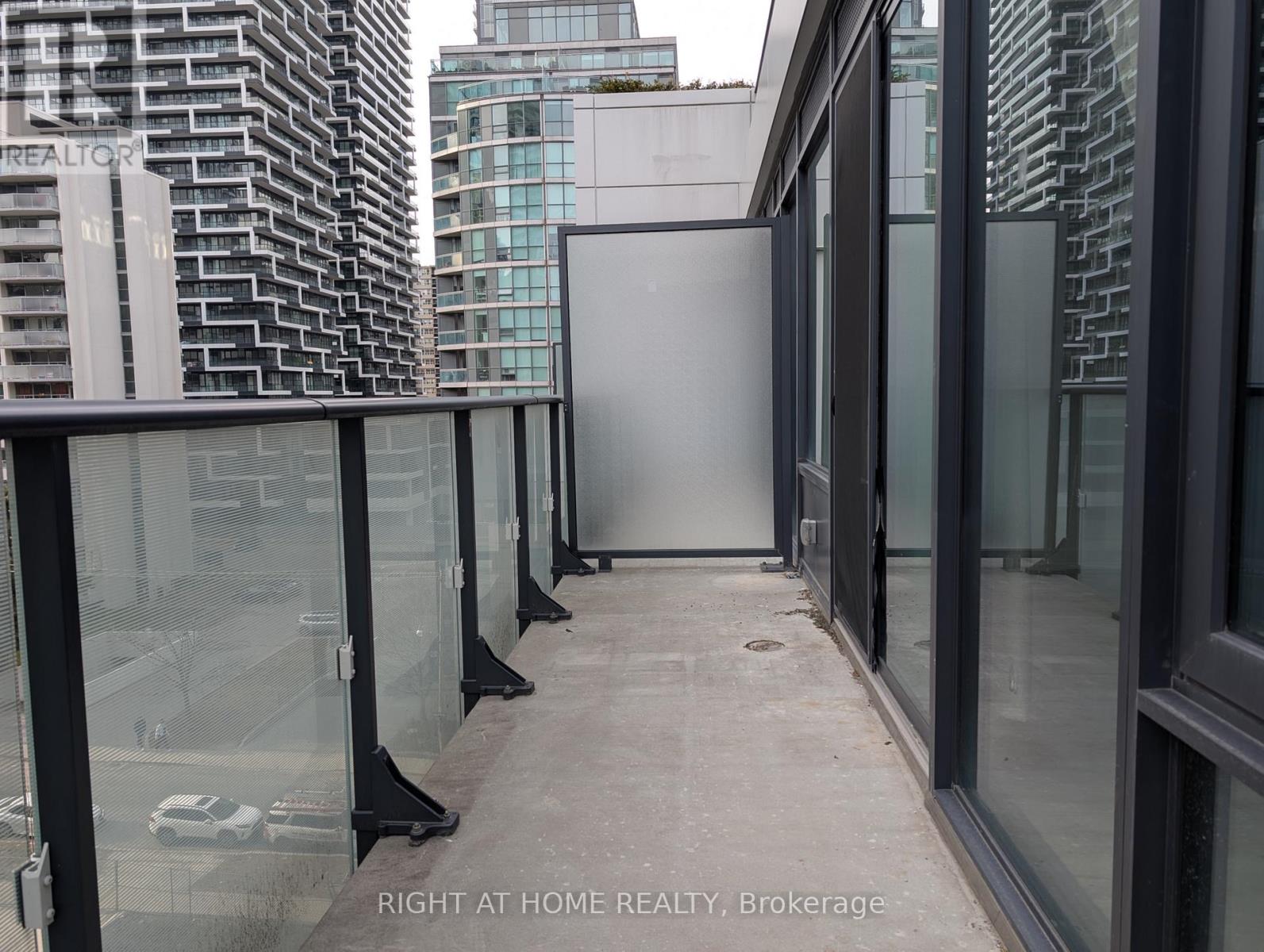 723 - 161 Roehampton Avenue, Toronto, Ontario  M4P 0C8 - Photo 8 - C12937368