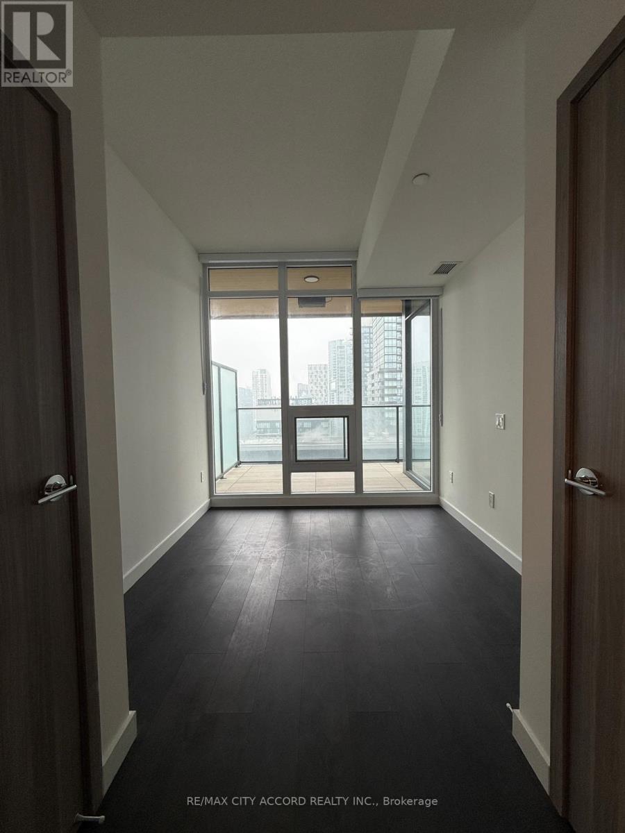 2501 - 3 Concord City Place Way, Toronto, Ontario  M5V 0X4 - Photo 4 - C12937370