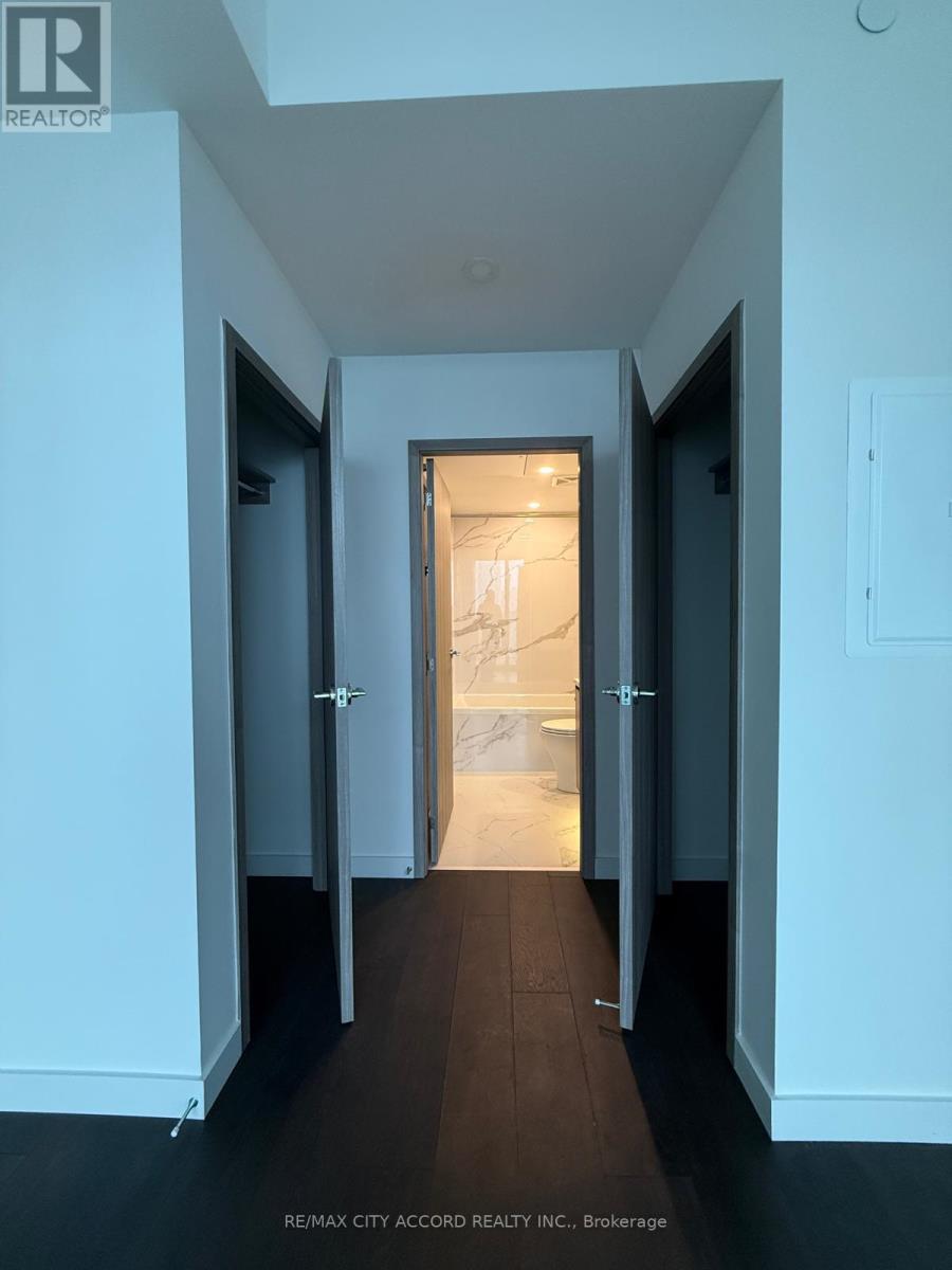 2501 - 3 Concord City Place Way, Toronto, Ontario  M5V 0X4 - Photo 5 - C12937370