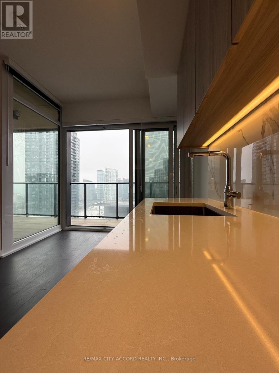 2501 - 3 Concord City Place Way, Toronto, Ontario  M5V 0X4 - Photo 8 - C12937370