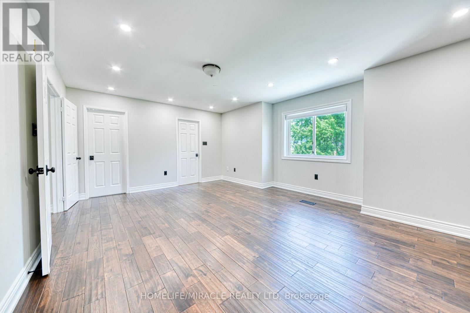 Upper - 1350 Aldergrove Drive, Oshawa, Ontario  L1K 2Y6 - Photo 11 - E12937332