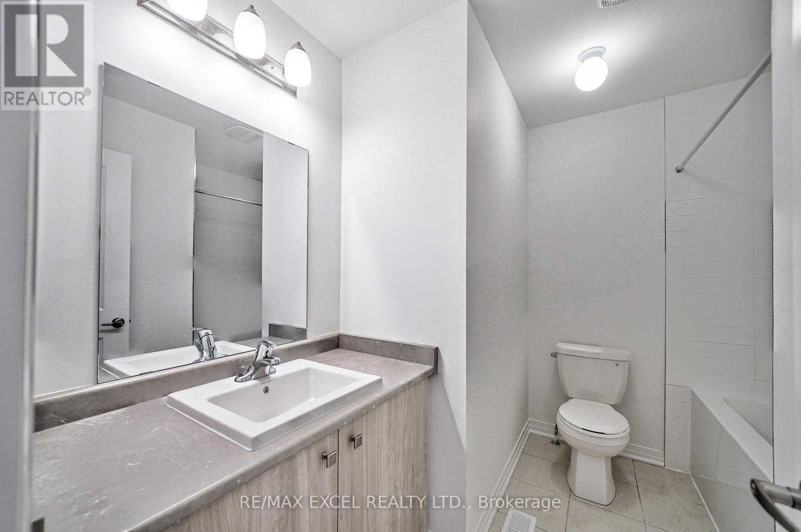 Main - 26 Deer Ridge Crescent, Whitby, Ontario  L1P 0P3 - Photo 11 - E12937344