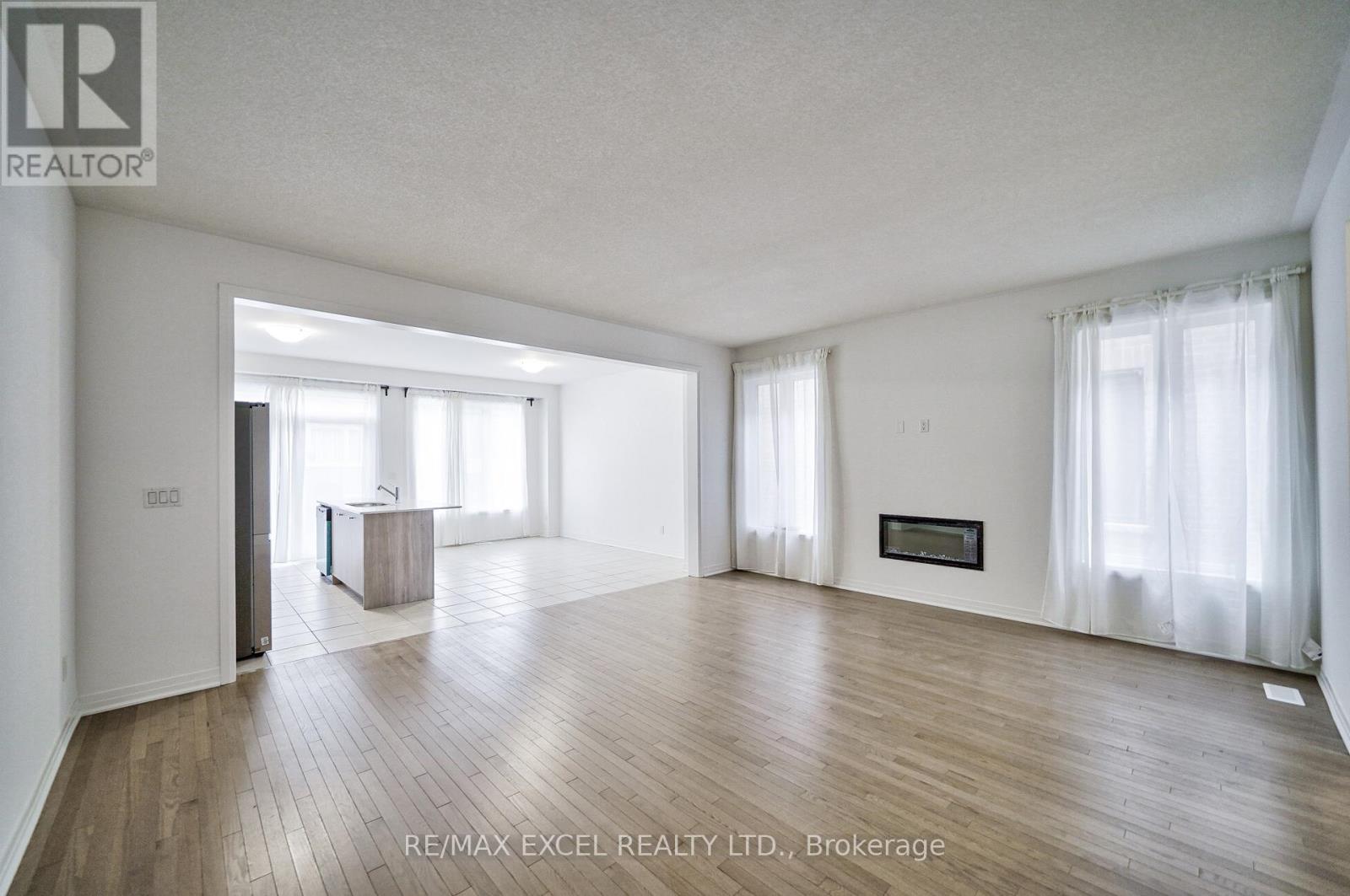 Main - 26 Deer Ridge Crescent, Whitby, Ontario  L1P 0P3 - Photo 5 - E12937344