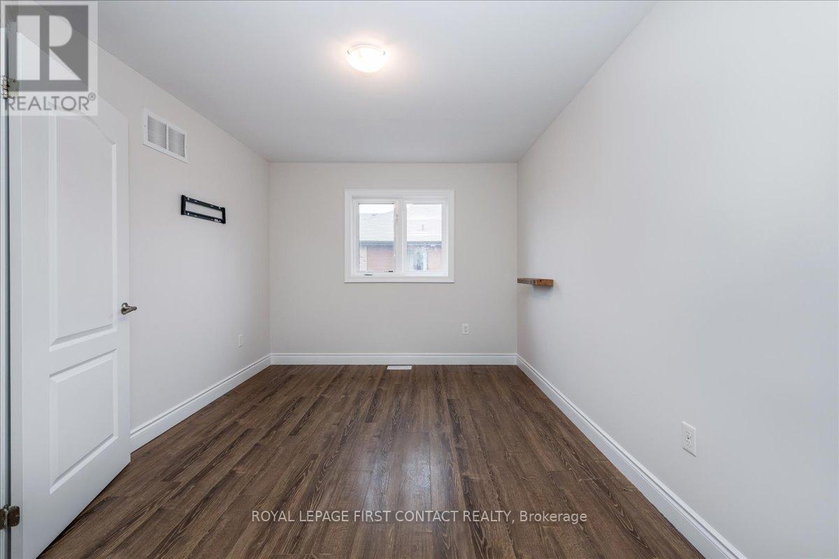 4 - 35 Madelaine Drive, Barrie, Ontario  L9J 0G8 - Photo 14 - S12937330