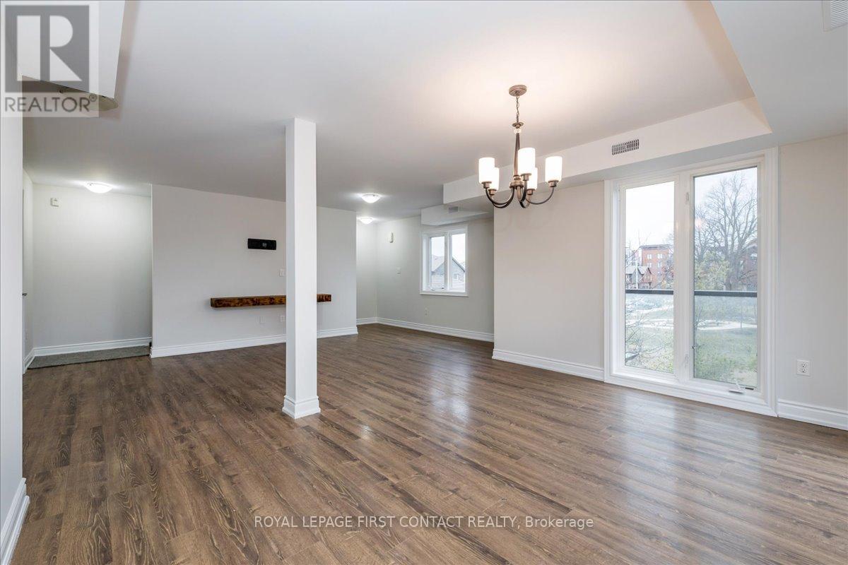 4 - 35 Madelaine Drive, Barrie, Ontario  L9J 0G8 - Photo 4 - S12937330