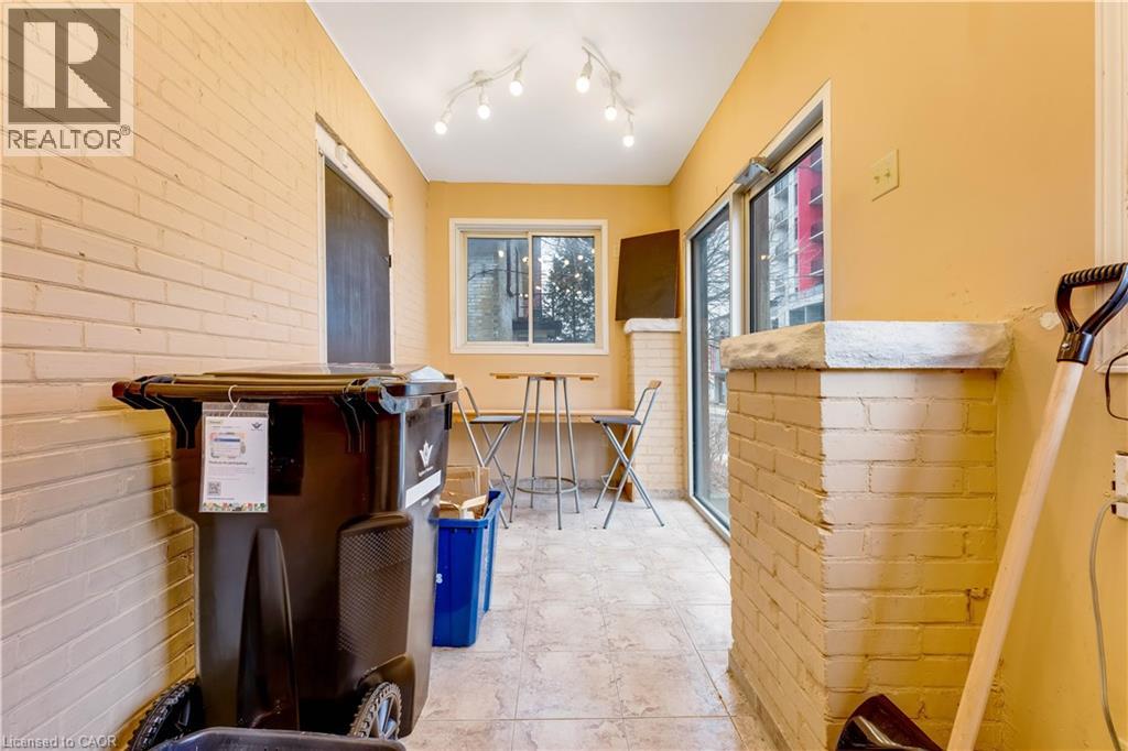 24 Madison Avenue S, Kitchener, Ontario  N2G 3M3 - Photo 32 - 40813559