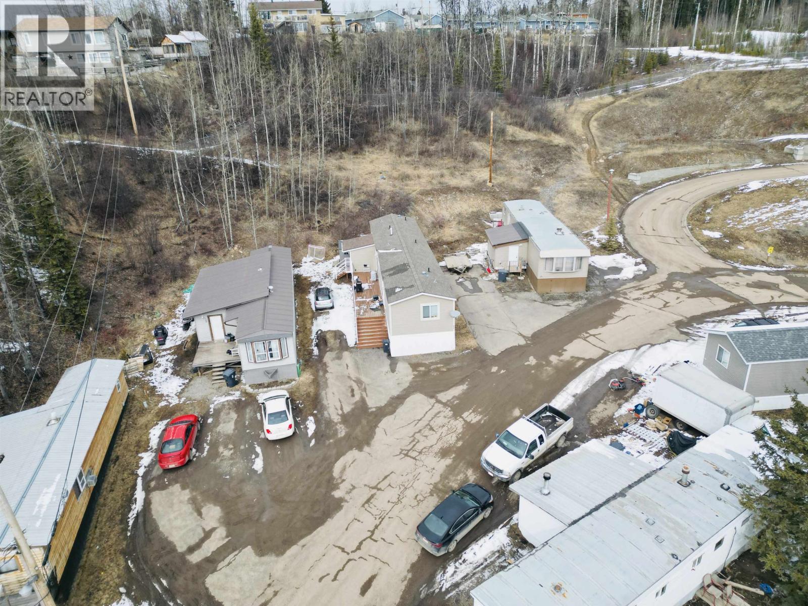 U22 160 E 16 Highway, Burns Lake, British Columbia  V0J 1E0 - Photo 9 - R3104749