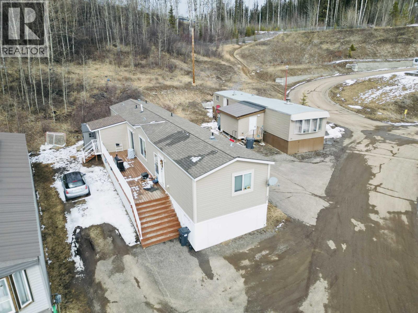 U22 160 E 16 Highway, Burns Lake, British Columbia  V0J 1E0 - Photo 2 - R3104749