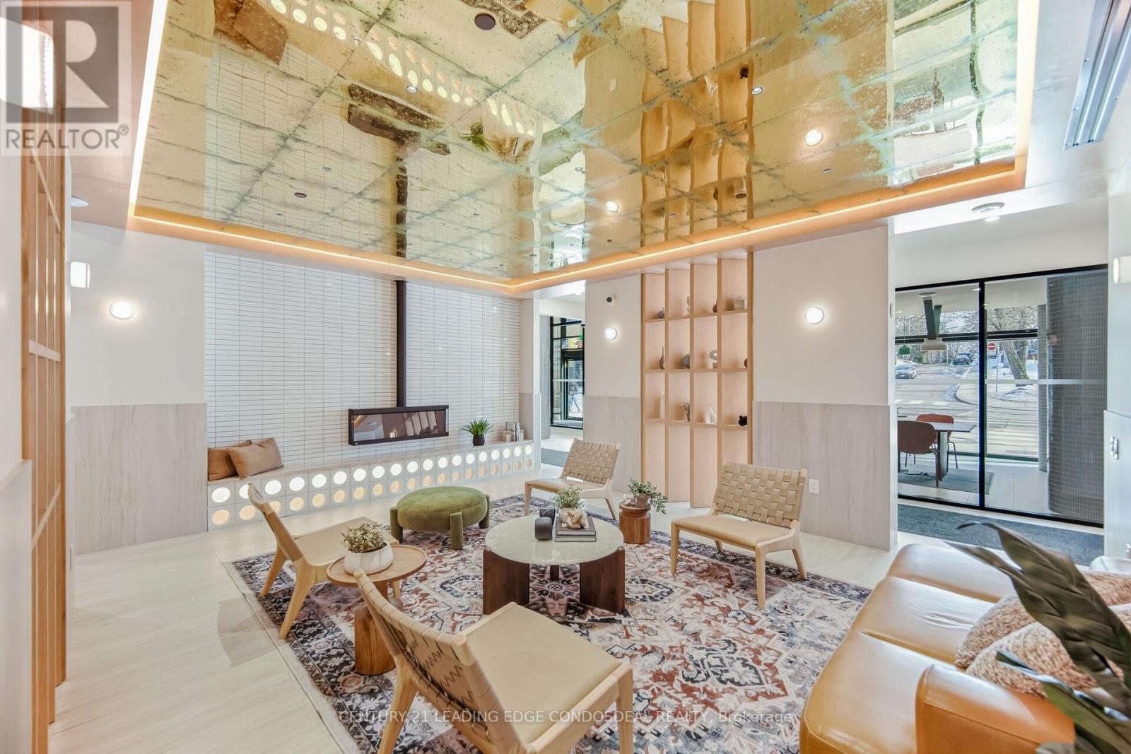 709 - 1660 BLOOR STREET W, Toronto, Ontario