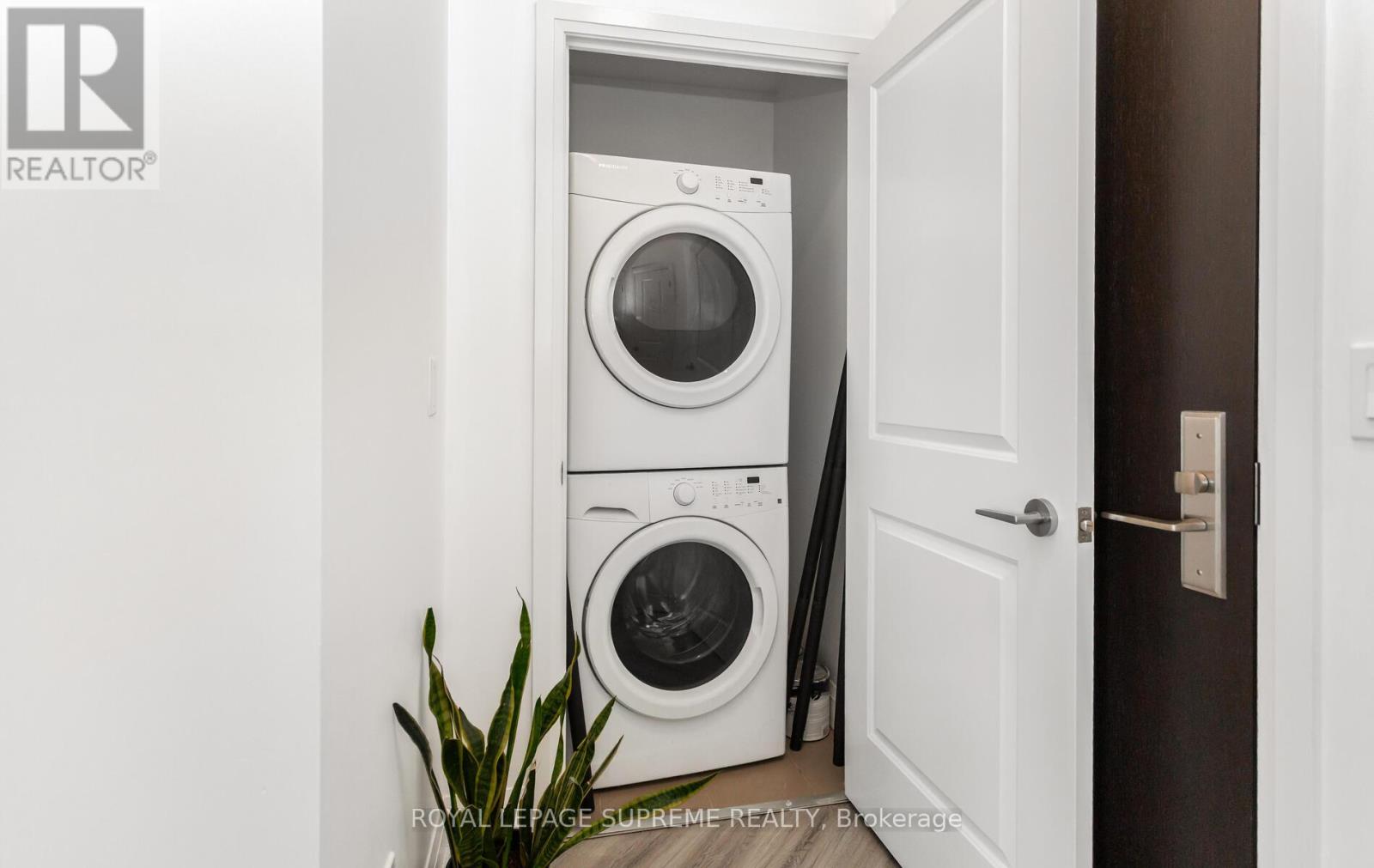 312 - 25 Fontenay Court, Toronto, Ontario  M9A 0C4 - Photo 26 - W12937320