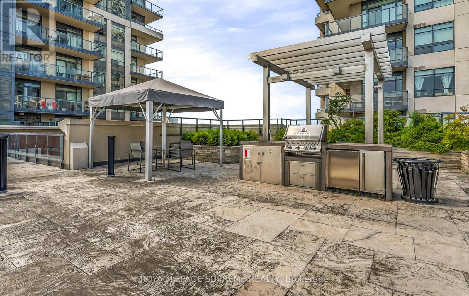 312 - 25 Fontenay Court, Toronto, Ontario  M9A 0C4 - Photo 38 - W12937320