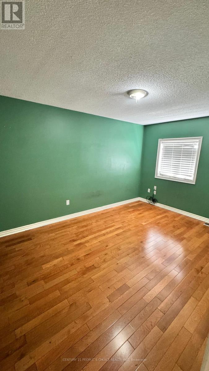 Upper - 2 Loggers Lane, Brampton, Ontario  L6X 4T3 - Photo 13 - W12937328