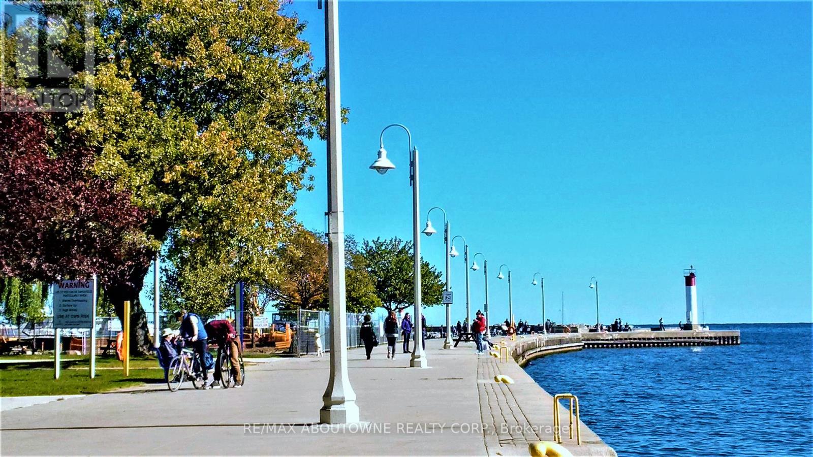 B0201 - 133 Bronte Road, Oakville, Ontario  L6L 3C1 - Photo 25 - W12937338