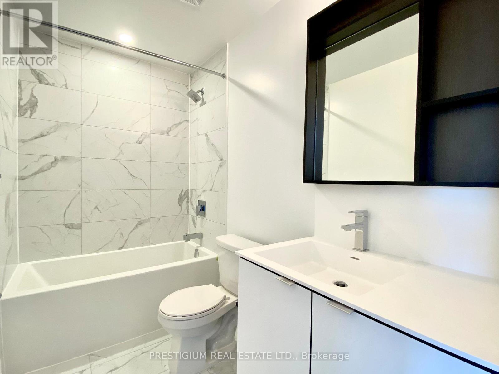 1706 - 4065 Confederation Parkway, Mississauga, Ontario  L5B 4N1 - Photo 10 - W12937340