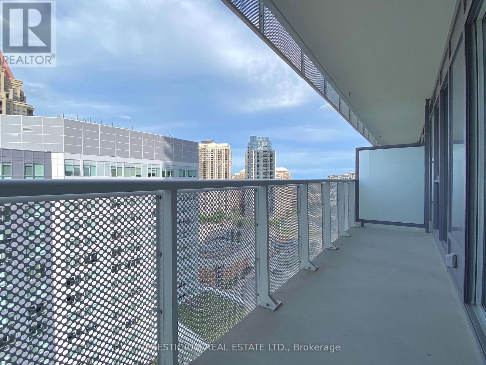 1706 - 4065 Confederation Parkway, Mississauga, Ontario  L5B 4N1 - Photo 13 - W12937340