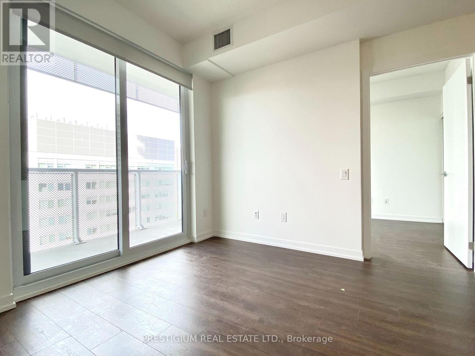 1706 - 4065 Confederation Parkway, Mississauga, Ontario  L5B 4N1 - Photo 9 - W12937340