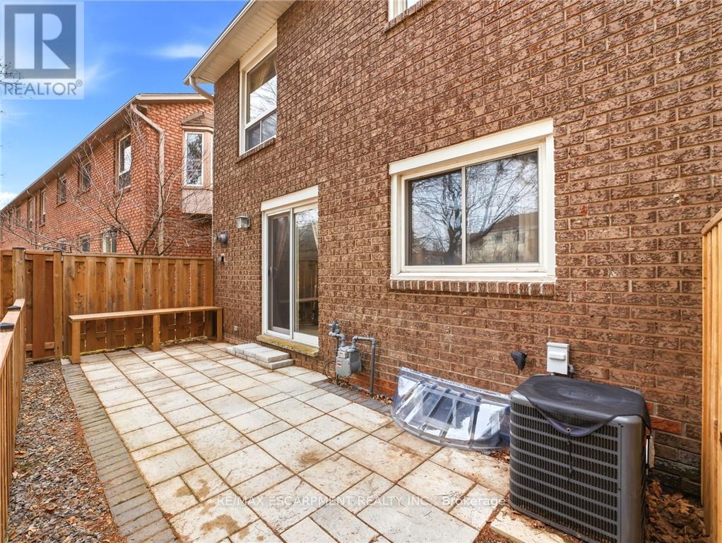 15 - 1205 Lambs Court, Burlington, Ontario  L7S 2G5 - Photo 31 - W12937354