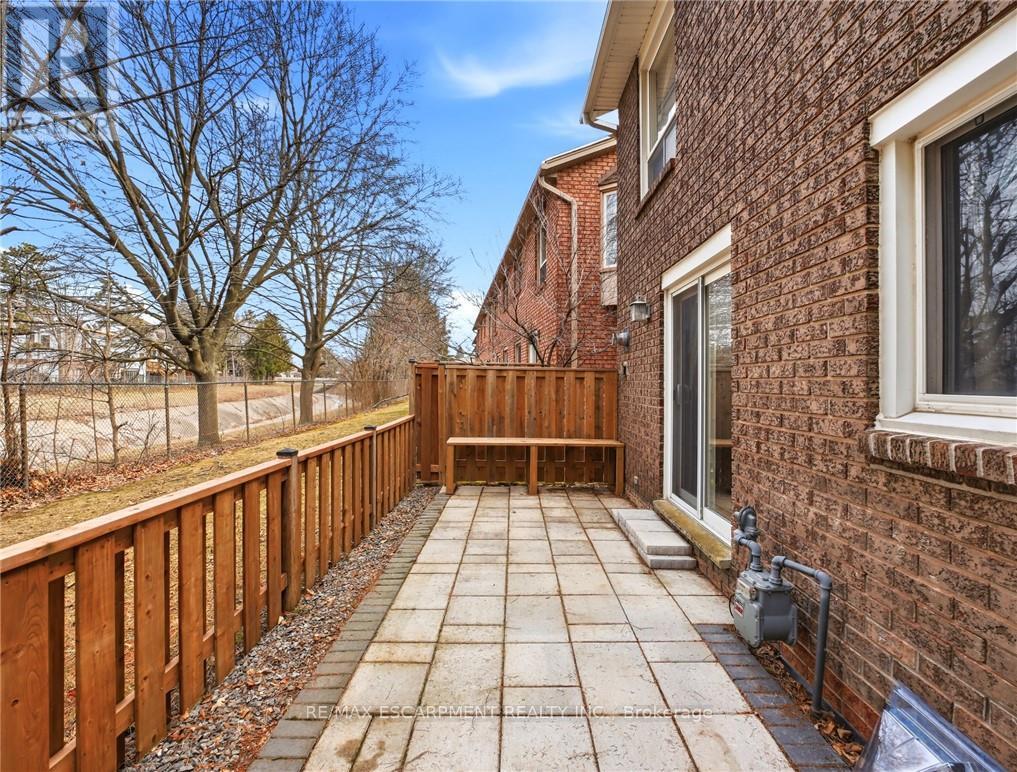 15 - 1205 Lambs Court, Burlington, Ontario  L7S 2G5 - Photo 34 - W12937354