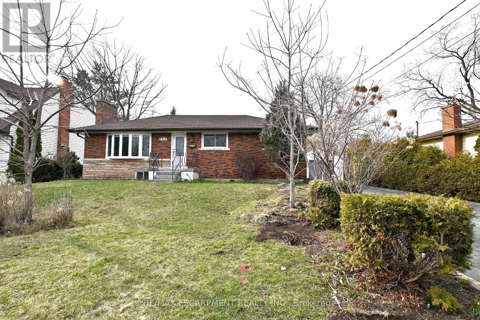 2313 FASSEL AVENUE, Burlington, Ontario