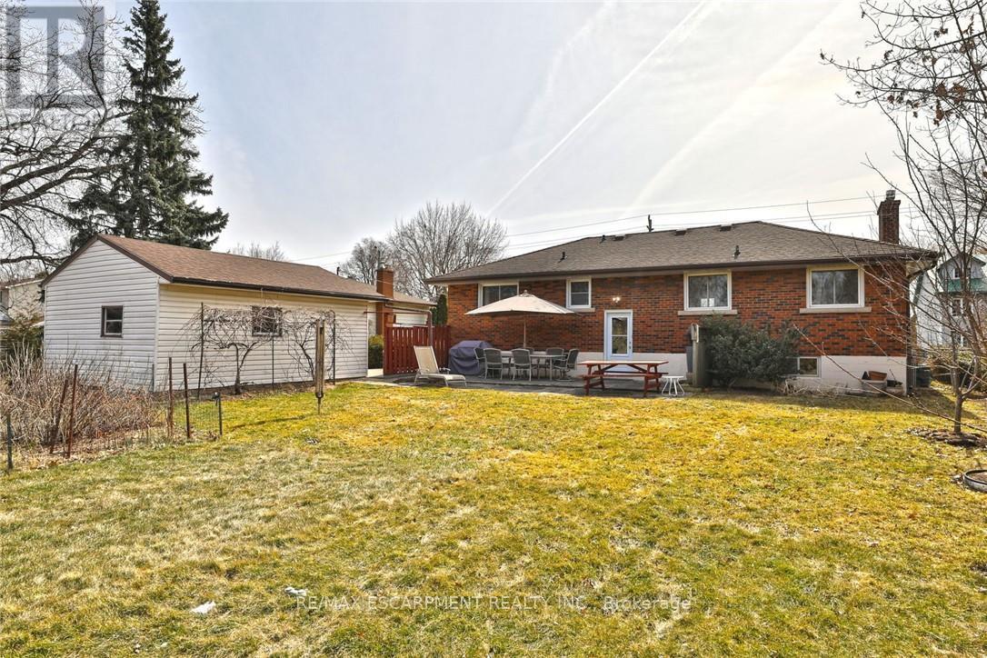 2313 Fassel Avenue, Burlington, Ontario  L7R 3P4 - Photo 21 - W12937380